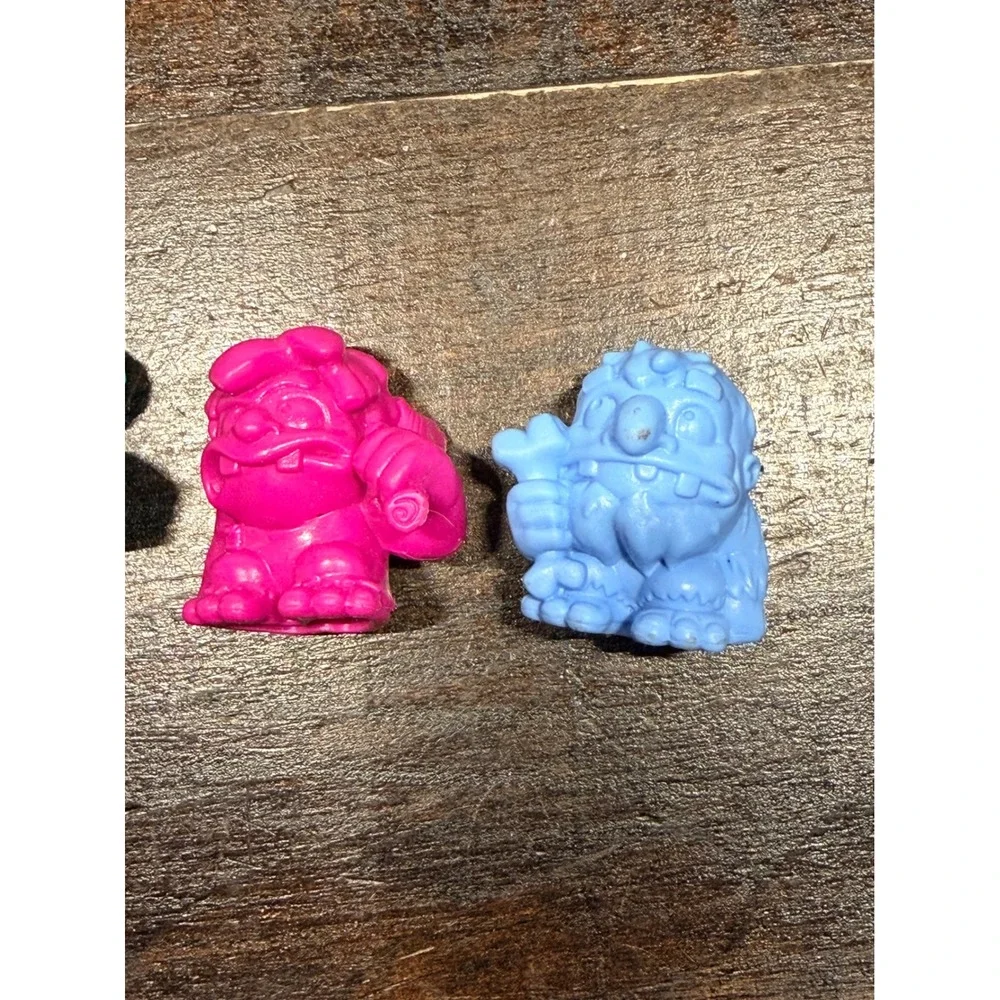 Snack-O-Saurus Figures Lot of 3 Teal Magenta Blue 90s‎ Retro Toys